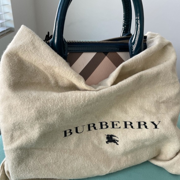 Burberry NOVA Check Satchel with Patent Blue trim - Picture 2 of 4